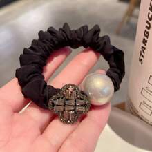 Elastics & Ties - Four-leaf -intestine Ring - View 1