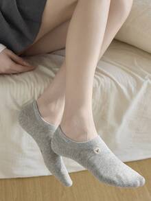 5双女款多色组合黑白灰卡通小熊刺绣春夏百搭款针织透气面料ins风少女风隐形船袜居家通勤派对运动上学节日礼物