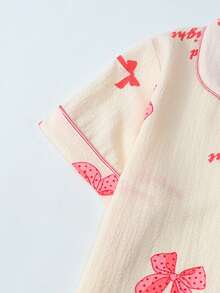 Conjunto de pijama corto con mangas cortas, estampado de moños, arrugado y con efecto globo para mujeres