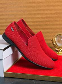 Sapatos sociais masculinos plus size com bico fino, calçados formais da moda, tecido respirável, estilo casual para caminhada, confortáveis para dirigir, cor vermelha, adequados para casamentos