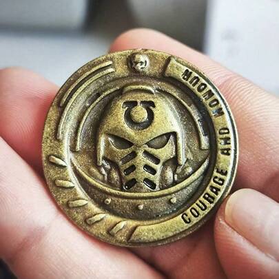 1PC New Niche Game Peripheral Warhammer40K Peripheral Extreme Warrior Commemorative Coin Alloy Interstellar Warrior 2