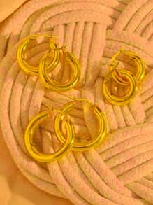 3 Pairs Of Stainless Steel Earrings In Large, Medium And Small Sets, Designed For Women, Featuring A Simple And Retro Style In Gold.