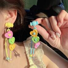 Boucles d'oreilles pendantes minimalistes à pampilles colorées en forme d'étoile, à la mode et polyvalentes pour femmes