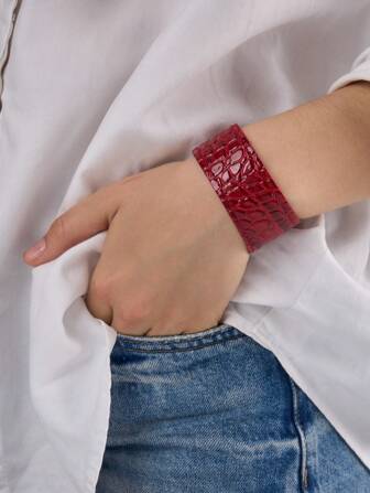 1 件新款 PU 手链，朋克母亲节礼物