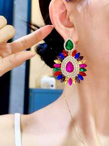 1 Pair Fashionable Colorful Glass Zirconia Crystal Sunflower Stud Earrings, Classic Luxury European And American Style, Elegant And Versatile