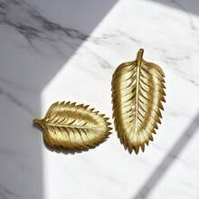 2 Centro De Mesa Folha Dourado Resina Adorno Decoração - Dourado - Visão 2