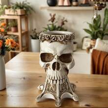 1 个耐用的现代树脂骷髅花盆 - 时尚的花盆，适合家庭和办公桌装饰，非常适合仙人掌、糖果 - 非常适合圣诞节、万圣节、复活节装饰，带有精致图案的骷髅形花盆。