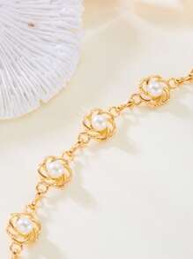 1 Piece Fashionable And Elegant Flower Faux Pearl Decoration Women's Jewelry Accessories Waist Chain Suitable For Daily Gatherings, Parties, And Gift Giving(The Number Of Flowers Is Random And Not Fixed)