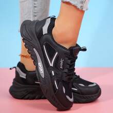Women's Thick Sole Outdoor Sports Shoes, New Lightweight Thick Bottom Platform Sneakers, Suitable For Spring/Autumn Outdoor Sports Style - Black - View 3