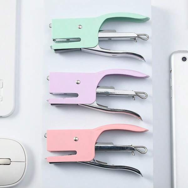 1 set di Spillatrice manuale colorata come i macaron, formato 10, efficiente spillatrice per scatole da asporto, mini spillatrice per ufficio, articolo per il ritorno a scuola, forniture scolastiche
