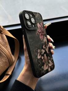 1件復古花卉黑色背景相機保護防震手機殼，相容 iPhone 17pro/17Air/17/17promax/16/11/16pro/16plus/16promax/16e/15Promax/13/14/12/XS/XR/7G/8P，相容 Galaxy S25/S25PLUS/S25 Ultra/A16/A36/A26/A56/A50/A12/A32/A52/A72/A51/A21S/A13/A14/S24/S24PLUS/S24Ultra/S22/A52/A53/A54/A55/S23，相容 11/12Pro/12/12X/13Pro/14Pro/15Pro，相容 Redmi 10/9/Note9/12c/Note11pro/Note8Pro，防震手機保護殼 - 黑色 - 查看 4