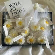 5 Stück Gänseblümchen-förmige Kerzen Set - Hochzeitsgeschenke, Bridal-Shower Deko, duftende Sojakerzenwachs für Raumduft, minimalistisches florales Tischzentrum
