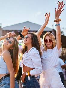 1 件创意新款时尚简约隐形拉链发圈腕带，时尚运动发带发饰，弹力发带，可容纳钥匙、项链、戒指、硬币、耳机等小物件，适合作为送给朋友、情人节、母亲节、纪念品的礼物