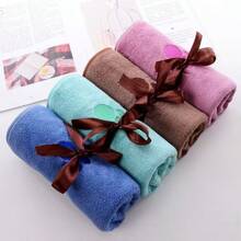 Pet Towel With Fast Water Absorption And Quick Drying, Ultra-Fine Fiber, Absorbent Bath Towel, Pet Bath Towel, Dog Bath Scrubber, Embroidered Craft.