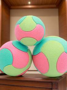 1 pezzo Giocattolo con superficie gommata e texture, elastico e durevole, adatto per il gioco o l'interazione con gli animali domestici, multicolore (rosa, verde, blu), visivamente vivace e accattivante, alta riconoscibilità, può essere utilizzato come giocattolo antistress (schiacciare e rilasciare la pressione) o giocattolo per animali domestici (masticare, lanciare), palla colorata versatile.