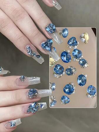 10/30颗钴蓝色层叠水晶 - 不对称心形吊坠，闪耀如钻石，奢华3D簇状装饰，适用于美甲，可粘贴，美甲宝石