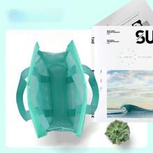 1 Stück Damen tragbare schnelltrocknende rosa Strandtasche, Design mit Buchstabenschnalle und Seitentasche, Aufbewahrung für Schwimmausrüstung, extragroße, multifunktionale, einfarbige Schulter-Mesh-Strandtasche für Spielsachen