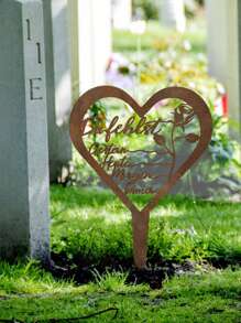 1pc Rustic Heart-Shaped Tombstone Memorial - Metal Grave Marker With Inscription, Freestanding Outdoor Cemetery & Garden Decor For Mother's Day, Weather-Resistant No Electricity Needed