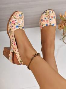 Women's Colorful Floral Print Round Toe Casual High Heel Pumps, Classic Slingback Design With Toe And Ankle Strap