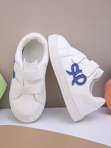 Fashionable Neutral Casual Hook And Loop Children's Sports Shoes Suitable For Both Boy And Girl, Pentagram Whiteboard Shoes, Very Suitable For Back To School Season - White - View 5