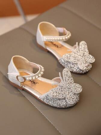 1 双时尚百搭粉色女孩珍珠和水钻蝴蝶结装饰可爱平底凉鞋，圆头，适合日常穿着、跳舞、户外，饰有亮片，包头公主鞋，尺码偏小半码，春秋季