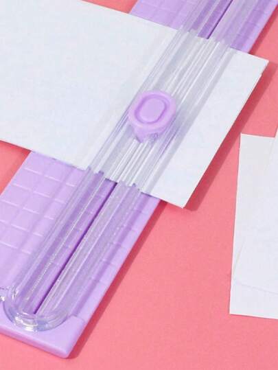 1 pezzo Taglierina di carta multifunzionale A4 bidirezionale, taglierina di carta manuale portatile con righello, molto adatta per uffici, scuole e studi.