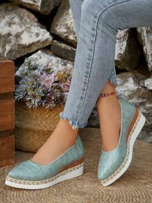 Women's New Fashion Platform Thick Sole Solid Color Pointed Toe Slip-On Outdoor Casual Comfortable Lightweight Flat Shoes