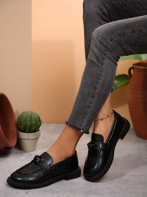 Women's Classic Round Toe Slip-On Bow-Tie Casual Loafer Shoes, Black, All Season