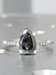 1 chiếc nhẫn nữ đính đá Cubic Zirconia lấp lánh thanh lịch, phụ kiện trang sức đính hôn, thích hợp làm quà tặng cho gia đình/bạn bè/người yêu - Xám - Xem 3
