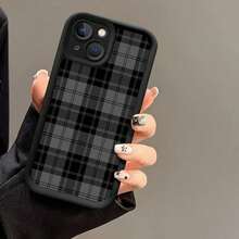 Funda de teléfono minimalista a cuadros en negro y gris, adecuada para modelos de 16, 16 Plus, 16 Pro, 16 Pro Max, 15, 15 Plus, 15 Pro, 15 Pro Max, 14, 14 Plus, 14 Pro, 14 Pro Max, 13, 13 Pro, 13 Pro Max, 12, 12 Pro, 12 Pro Max, 11, 11 Pro, 11 Pro Max, 7 y 8 Plus, fabricada en silicona y diseñada para evitar caídas, perfecta como regalo para 11 fiestas diferentes. - Negro - Ver 5