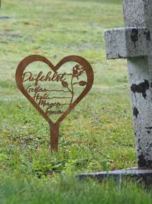 1pc Rustic Heart-Shaped Tombstone Memorial - Metal Grave Marker With Inscription, Freestanding Outdoor Cemetery & Garden Decor For Mother's Day, Weather-Resistant No Electricity Needed
