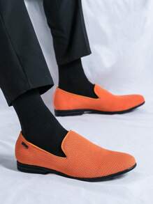 Sapatos sociais masculinos plus size com bico fino, calçados formais da moda, estilo malha respirável, confortáveis para caminhar, dirigir e casar