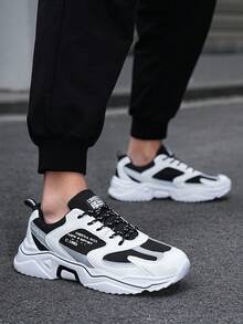 زوج جديد من الأحذية الرياضية الكاجوال للرجال، من نسيج تريكو مريح وقابل للتنفس ، بنعل سميك وأربطة وتصميم أصابع مستديرة، أحذية رياضية سميكة للأزواج، متعددة الاستخدامات لداخل وخارج المنزل، لجميع الفصول - متعدد الألوان - مشاهدة 4