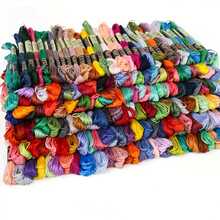 100pcs Embroidery Thread + 1pc Scissors Embroidery Thread Set, Cross Stitch Craft Thread, DIY Handmade Friendship Bracelet Weaving Thread, High Quality Rainbow Color Embroidery Silk Thread, Cross Stitch Thread, Craft Thread, Embroidery Thread Set For DIY Sewing, Embroidery Starter Kit - Multicolor - View 4