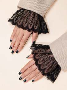 1 Pair Fashion Versatile Black Lace Hollow Sleeve Cuffs