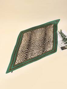 1件女士春季新款褶皱印花方巾，多功能领带头巾装饰，适合日常穿着。 - 墨綠色 - 查看 3