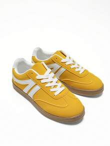 DareSee 复古经典休闲运动鞋，新款圆头系带多功能滑板鞋，2025 女士加大码平底运动鞋，学生秋季系带平底鞋，时尚平底户外休闲白色鞋，适合音乐节、Y2K 节、返校季、秋季、圣诞节、冬季等各种场合的鞋子，圣诞礼物 - 黃色 - 查看 5