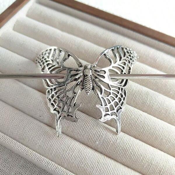 HAQUIL Retro Medieval Hollow Butterfly Hair Clips, Hair Sticks And Women Hair Accessories, Zinc Alloy, All Season ,Hair Pins, Bun Extension, Hair Bun Maker, Pins For Hair, Bun Hair Piece, Hair Styling Pins