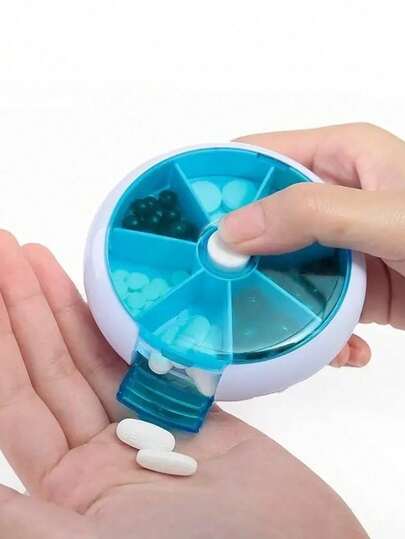 Portable Travel Pill Box, 7 Independent Compartments, Fresh Fruit Shape, Pp Household Medicine Tablet Storage Sealed Moisture-Proof Box, Suitable For Travel, Outdoor Sports, Office, Restaurant, Living Room, Room, Pocket Or Handbag Portable Pill Box, Gift For Grandparents, Parents And Friends Travel Essentials Holiday Vacation Medicine Organizer Emergency Kit For Outdoor First Aid Bag