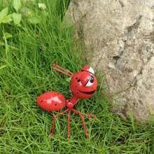 1 pieza Estatua decorativa de arte de hierro con diseño de hormiga de dibujos animados, adecuada para decoración de jardines y patios, con diseño de hormiga tallada en hierro - Multicolor - Ver 10