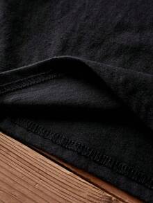 co-branded T-shirt, classic black background color,  gloves than the heart pattern playful and cute, with red and white polka dot bow, simple and childish, daily with jeans and white shoes, inter-pretation of  with jeans and white shoes, inter-pretation of  with jeansty and white shoes, inter-preute of  with jeansty and white shoes, inter-preute of  with jeansty and white shoes, inter-preute of  with jeansty and white shoes, inter-preute of  with jeansty and white shoes, inter-preute of  with jeansty and white shoes, inter-pres isneys？ - 黑色 - 查看 6