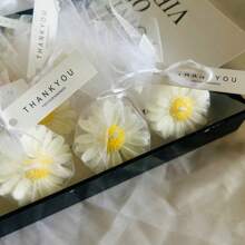 5 Stück Gänseblümchen-förmige Kerzen Set - Hochzeitsgeschenke, Bridal-Shower Deko, duftende Sojakerzenwachs für Raumduft, minimalistisches florales Tischzentrum