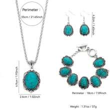 Un conjunto de cuatro piezas de pendientes ovalados grandes de aleación con estilo bohemio, un collar y una pulsera. Juego de cuatro pendientes con estilo occidental para mujer, adecuado para reuniones diarias