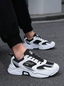 زوج جديد من الأحذية الرياضية الكاجوال للرجال، من نسيج تريكو مريح وقابل للتنفس ، بنعل سميك وأربطة وتصميم أصابع مستديرة، أحذية رياضية سميكة للأزواج، متعددة الاستخدامات لداخل وخارج المنزل، لجميع الفصول - متعدد الألوان - مشاهدة 2