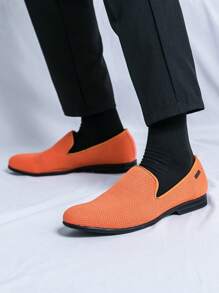 Sapatos sociais masculinos plus size com bico fino, calçados formais da moda, estilo malha respirável, confortáveis para caminhar, dirigir e casar
