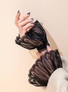 1 Pair Fashion Versatile Black Lace Hollow Sleeve Cuffs