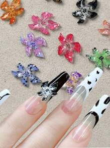100 Peças Encantos de Unha com Flores, Encantos de Arte de Unha 3D, Jóias de Unha Floral Fofas, Strass de Unha Mistos de Cores, Gemas de Resina para Unhas, Acessórios de Unhas para Primavera e Verão, Decorações de Manicure para Mulheres