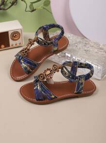 Sandalias planas de moda de verano para niñas, ropa infantil, decoración con colgante, zapatos casuales de playa para niños, adecuados para salidas diarias