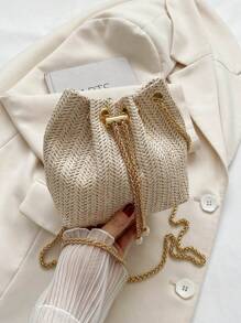 Mini Fashionable Straw Woven Golden Chain Drawstring Bucket Bag, Beach Bag, Vacation Bag For SummerSuitable For Shopping, Wallet, Shopping, Young Women, College Students, Newcomers, White-Collar Workers. Very Suitable For Office, College, Work, Business, Commuting, Outdoor Activities, Travel And Outings