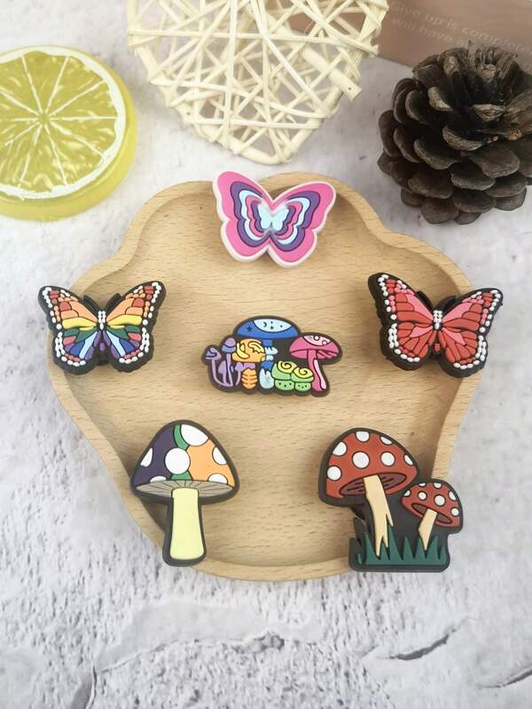 Set de 6 piezas con diseño de mariposa y seta de dibujos animados para decoración de sandalias, pulseras, zapatillas y accesorios de teléfono, adecuado como regalo de cumpleaños y fiestas para amantes de las plantas